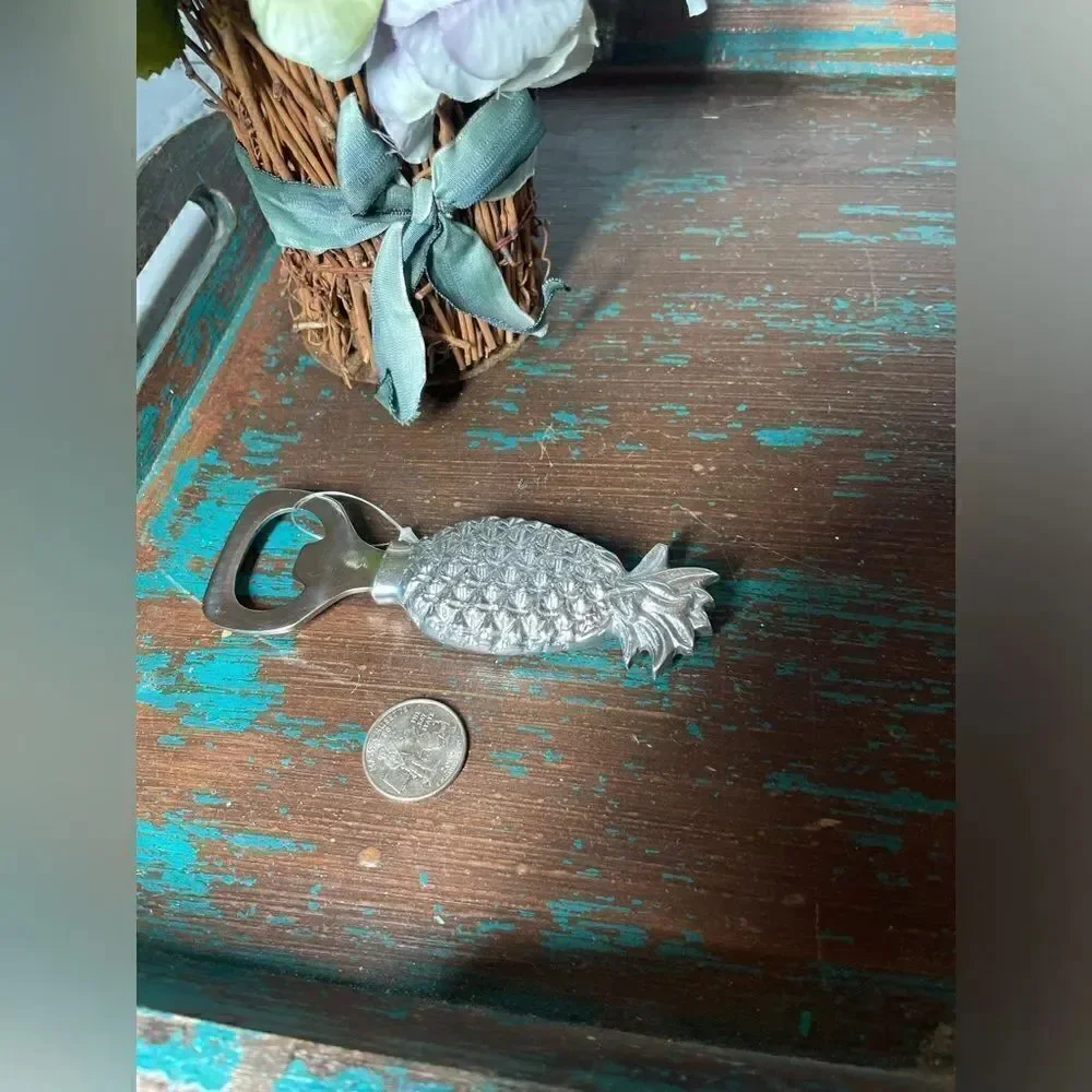 NEW! Pineapple Aluminum Spreader & Bottle Opener NWT